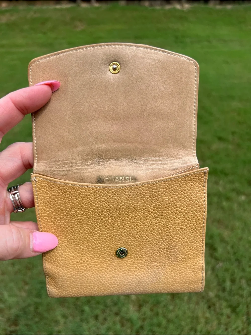 CHANEL Vintage Beige/Tan Caviar Leather Wallet ✨